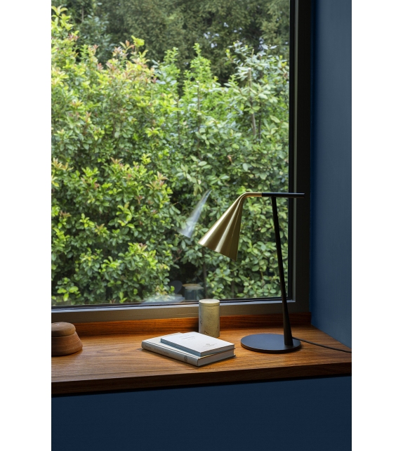 561 Gordon Tooy Lampe de Table