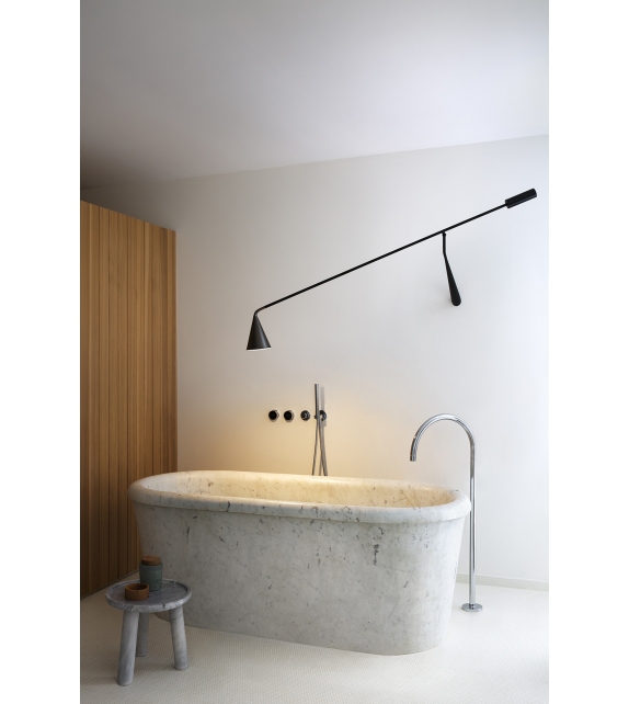 561 Gordon Tooy Wall Lamp