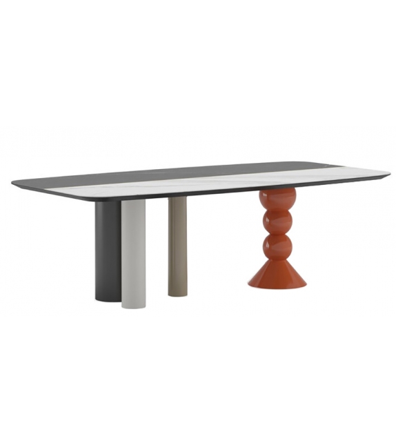 Nicole Gual Design Tisch