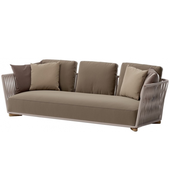 Grand Bitta Kettal Fauteuil Club