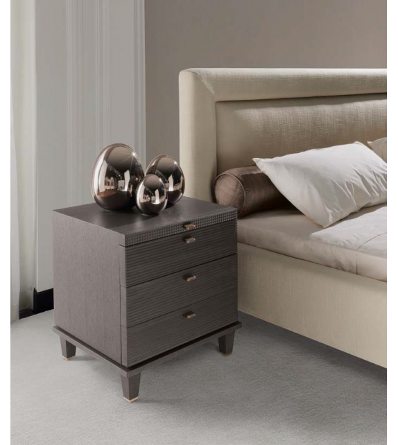 Ramiro Opera Contemporary Bett