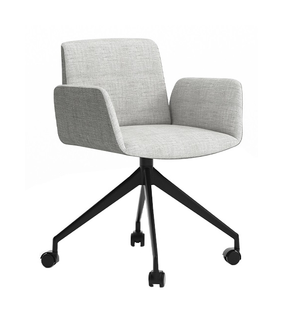 Hug Punt Upholstered Chair