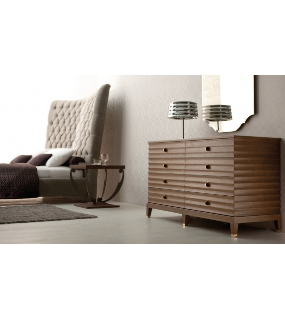 Vanja Opera Contemporary Petite Table