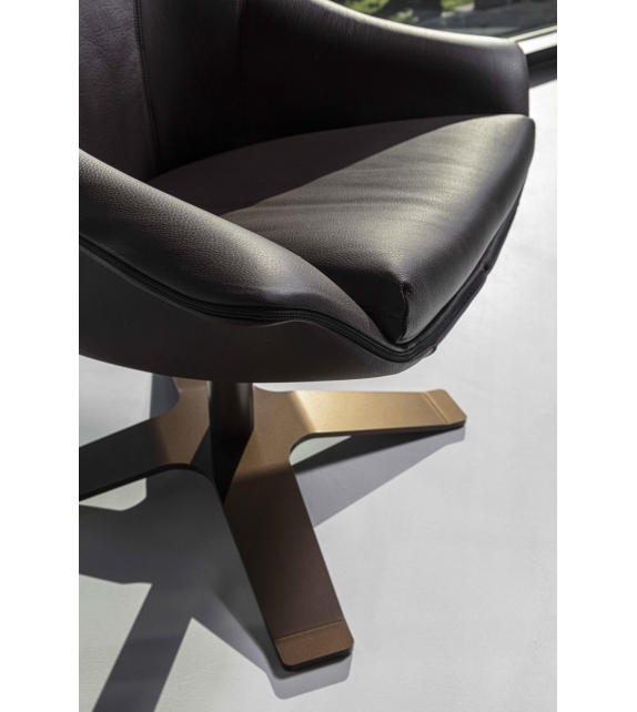 Lullaby Enrico Pellizzoni Armchair
