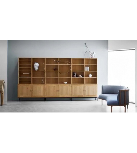 FK63 Carl Hansen & Søn Gabinete