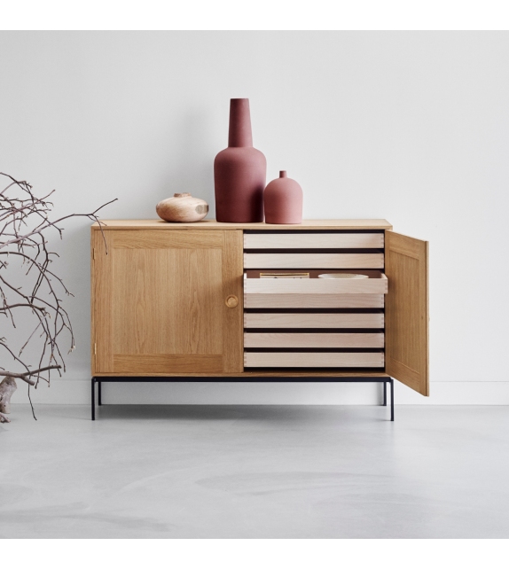 FK63 Carl Hansen & Søn Cabinet with Trays