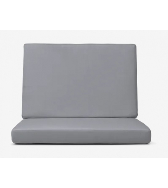 BK11 Carl Hansen & Søn Armstuhl