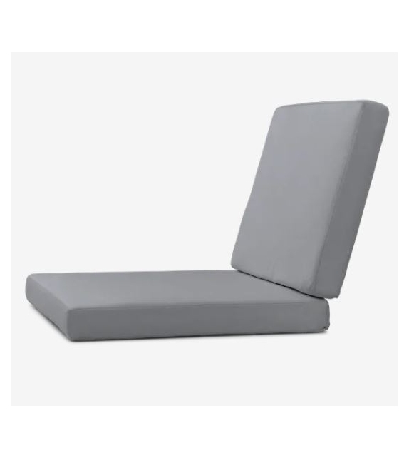 BK11 Carl Hansen & Søn Armstuhl