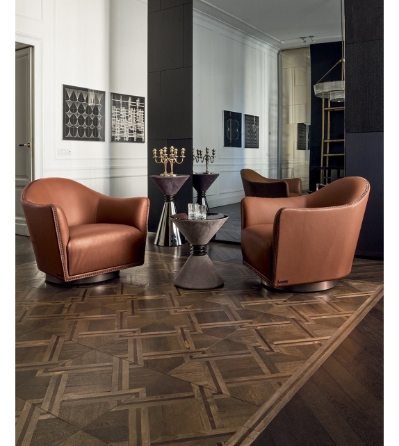 Vivienne Longhi Sessel