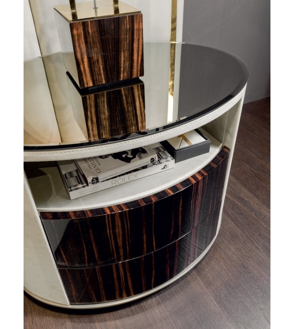 Elise Longhi Nachttisch