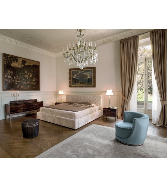 Sir Longhi Nachttisch