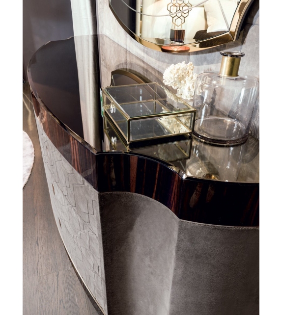 Gylien Longhi Chest of Drawers