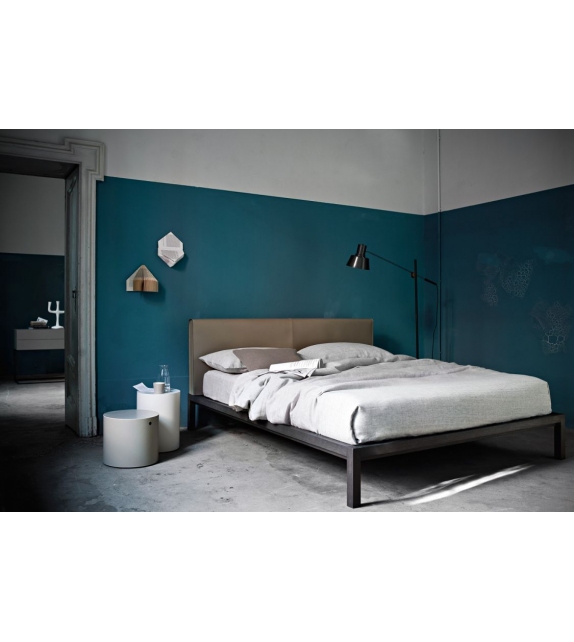 Thais Ivano Redaelli Tavolino