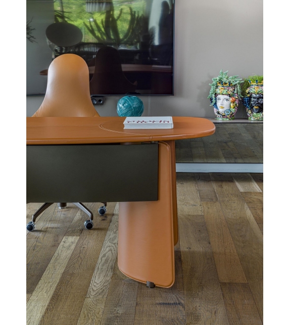 Butterfly Enrico Pellizzoni Desk