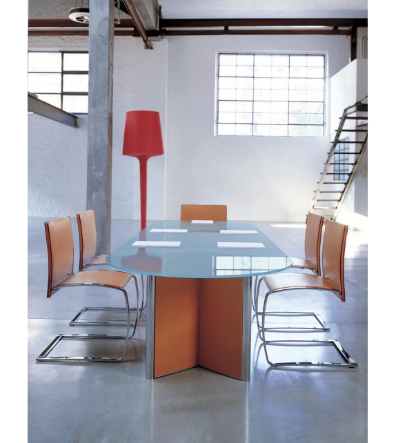 Valeo Meeting Enrico Pellizzoni Table