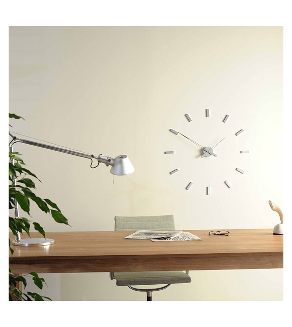 Tacòn I Nomon Clock