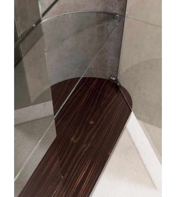 Hennesy Longhi Cabinet