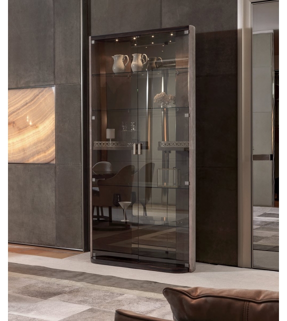 Hennesy Longhi Cabinet