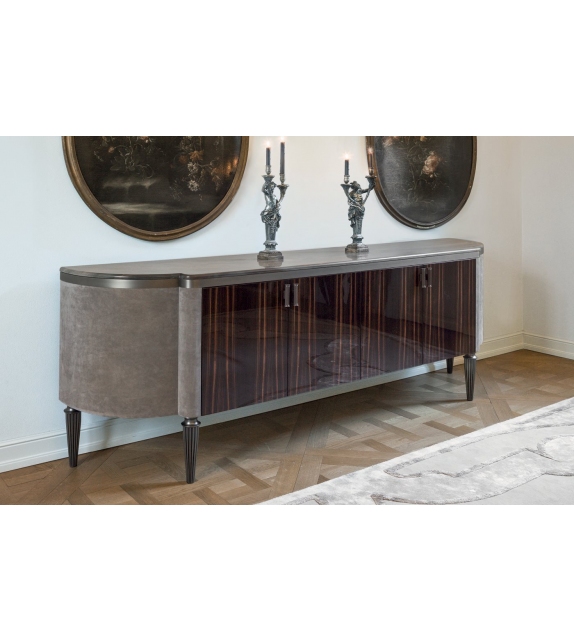 Julian Longhi Cabinet