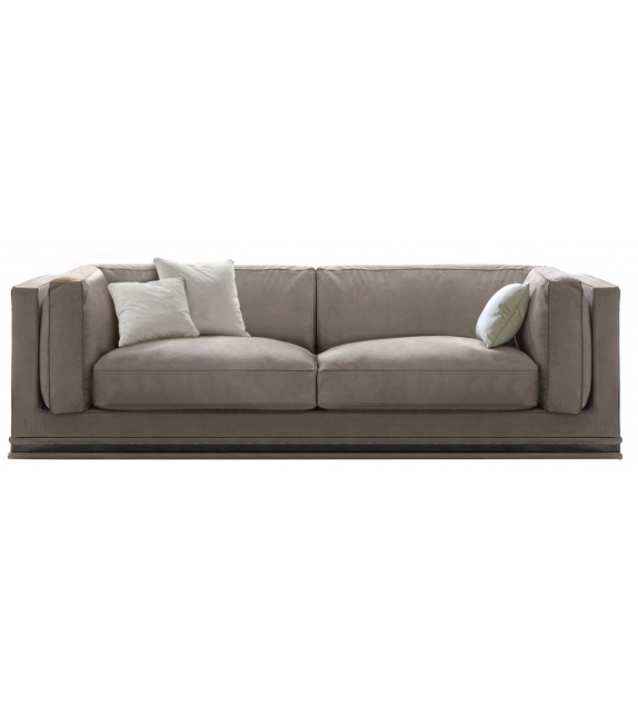 Chopin Classic Longhi Sofa