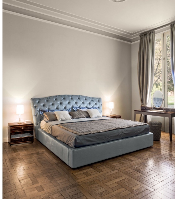 Grace Longhi Bed
