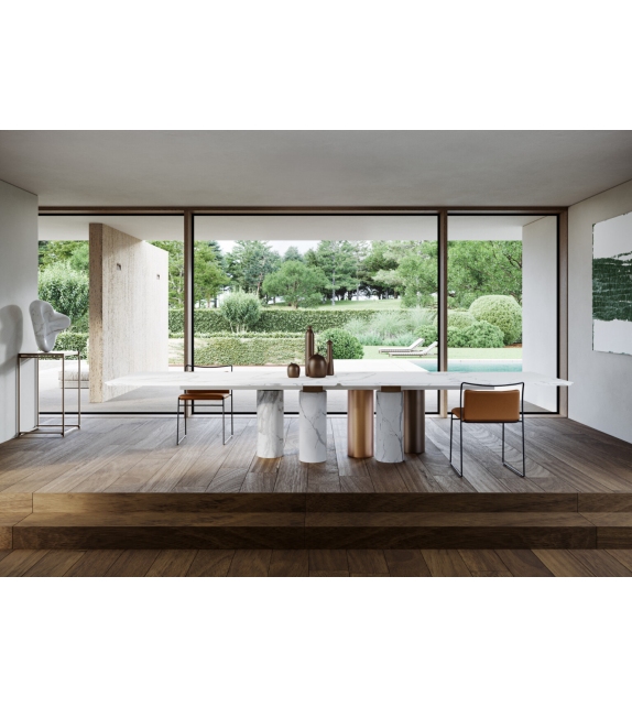 Ellenico Kreoo Table