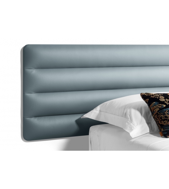 Ferdinandea Poltrona Frau Bed