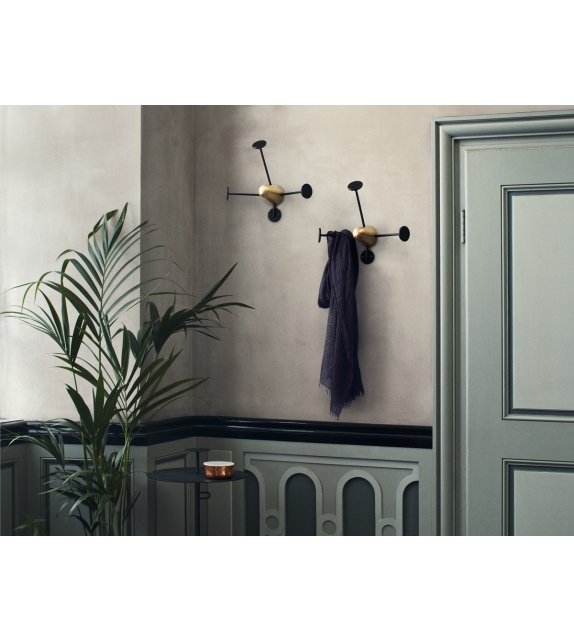 Matégot Coatrack Gubi Perchero