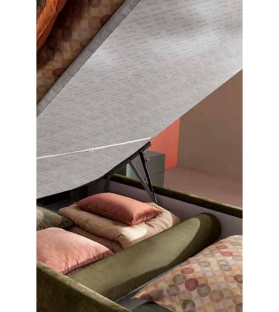 Max Basso Capitonnè Twils Single Bed