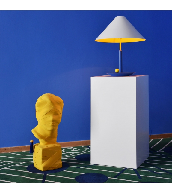 This is not a Self Portait Maison Dada Escultura