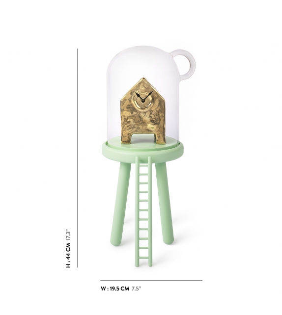 This is not a Self Portait Maison Dada Escultura