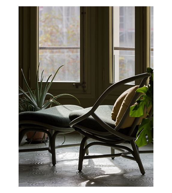 Armadillo Expormim Footstool