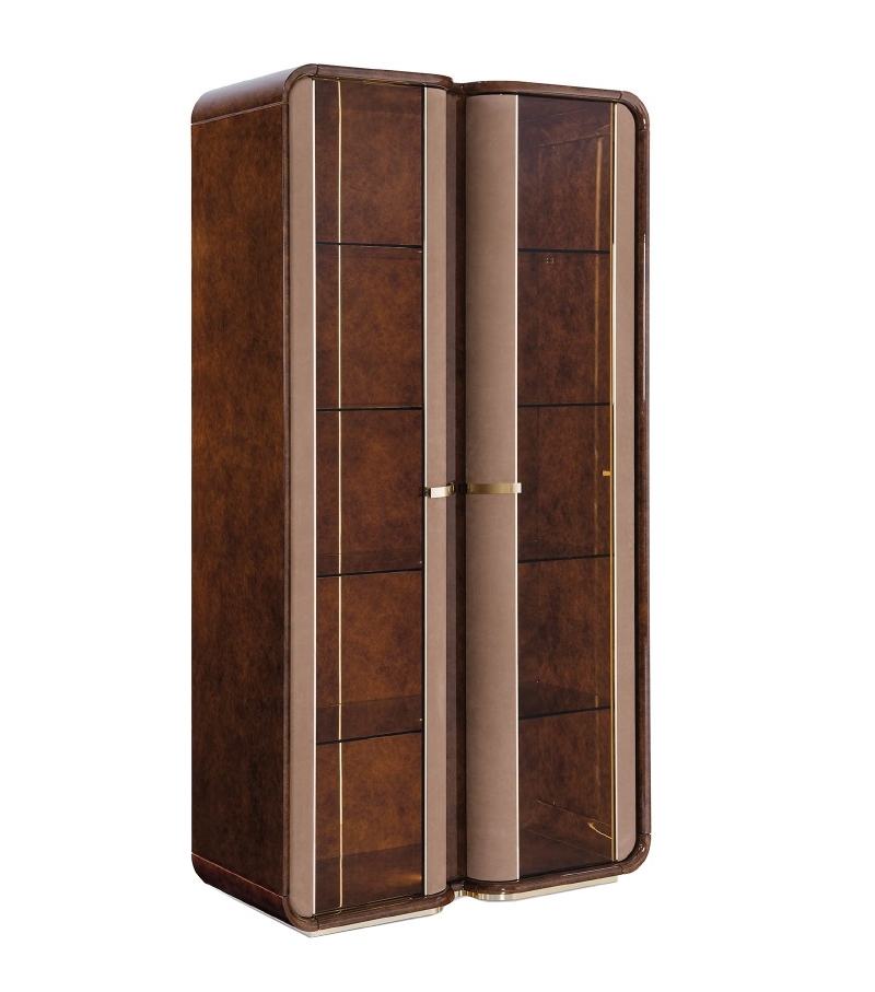 Madison Turri Vitrine