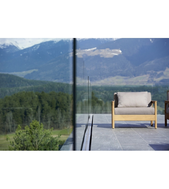 Bali Varaschin Armchair