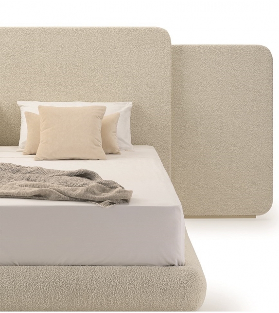 Roma Turri Bed