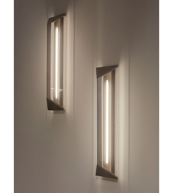 Zero Turri Wall Lamp