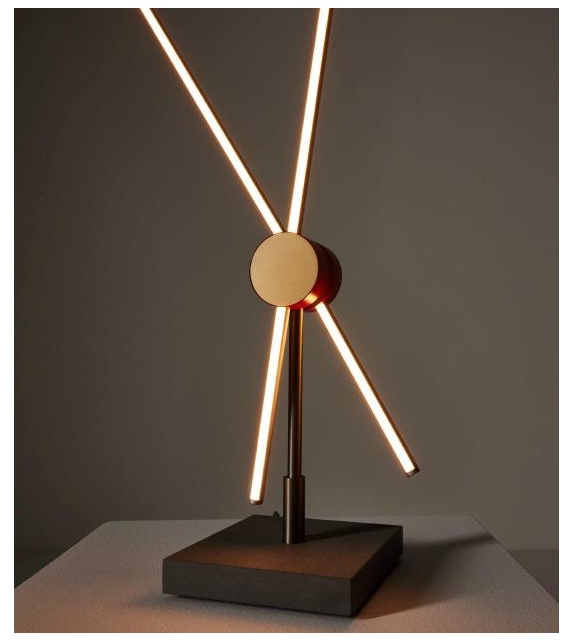 EITIE Table Cassina Lampe de Table