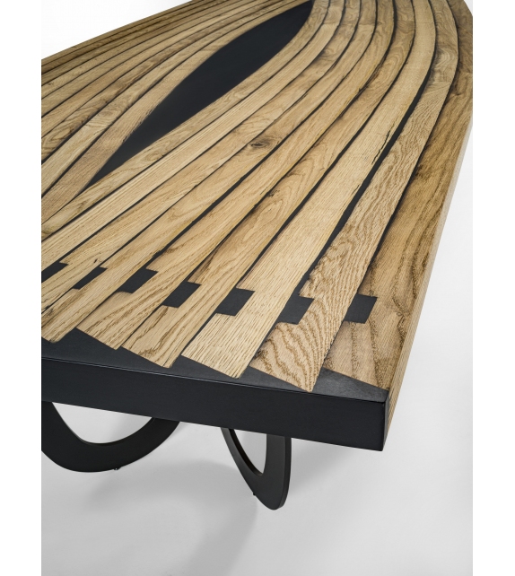 Hypnotic Riva 1920 Table