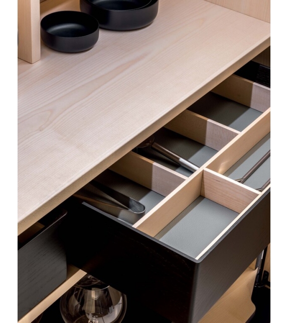 Duo Cabinet Poltrona Frau & Ceccotti Collezioni Credenza