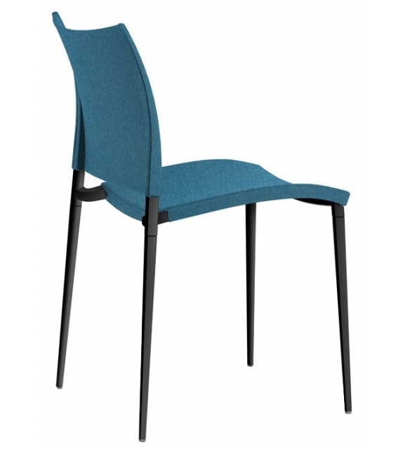 Sand Desalto Upholstered Chair