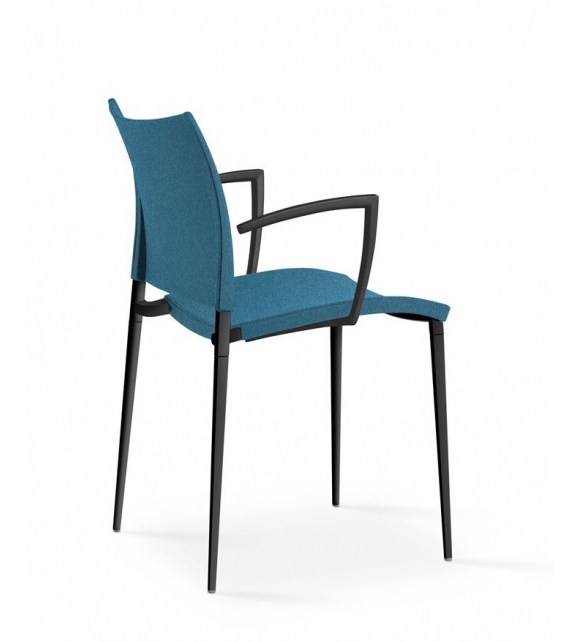 Sand Desalto Upholstered Chair