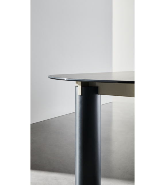 Daen Gervasoni Table