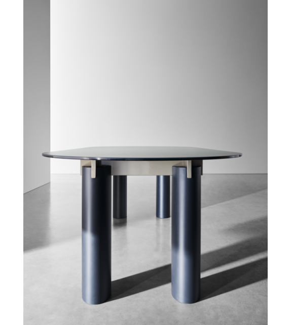 Daen Gervasoni Table