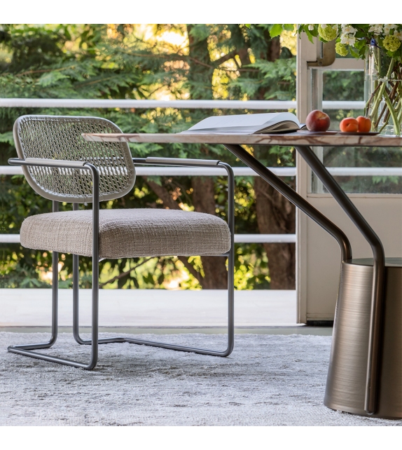 Arno Natevo Small Armchair