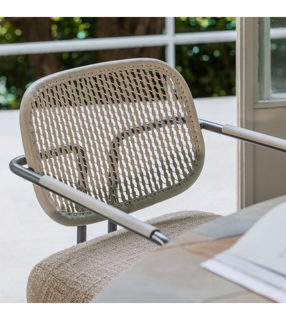 Arno Natevo Small Armchair