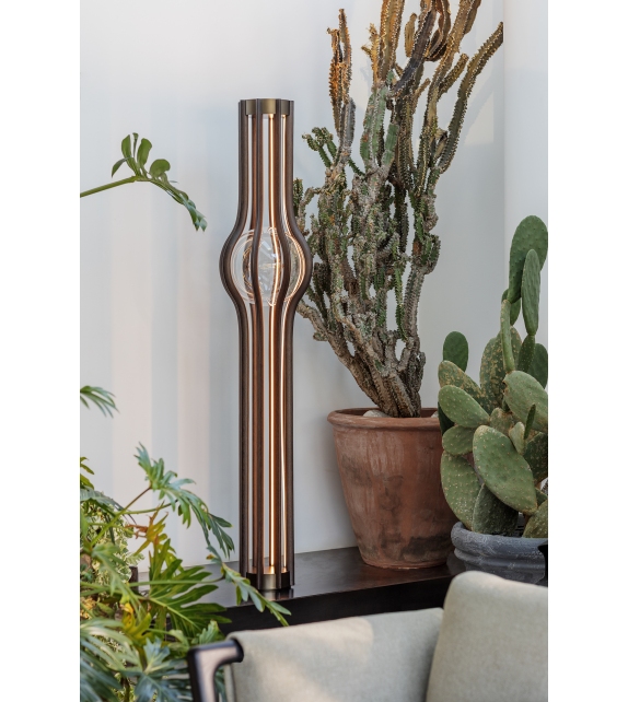 Ashaa Natevo Lampadaire