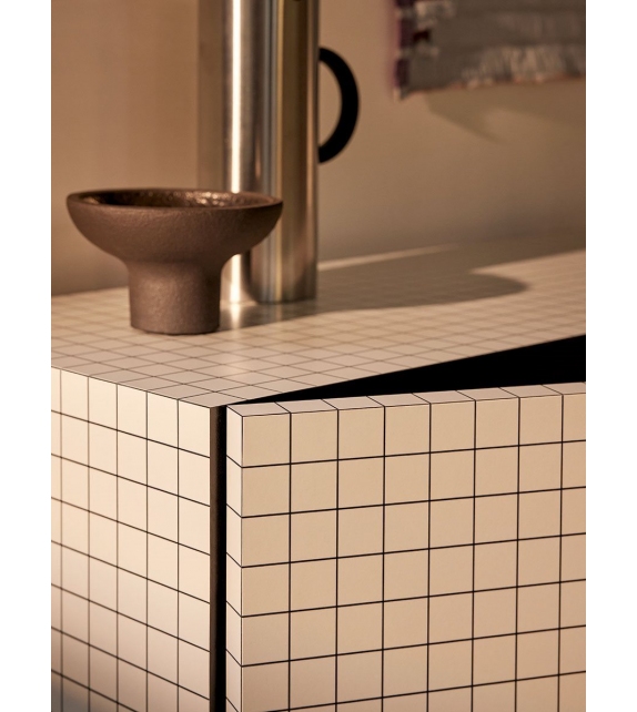 757 Quaderna Zanotta Cupboard