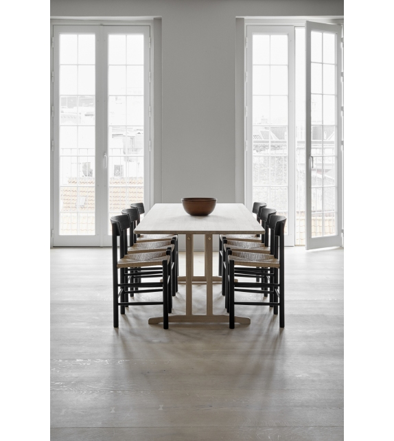 The People's Fredericia Table C18