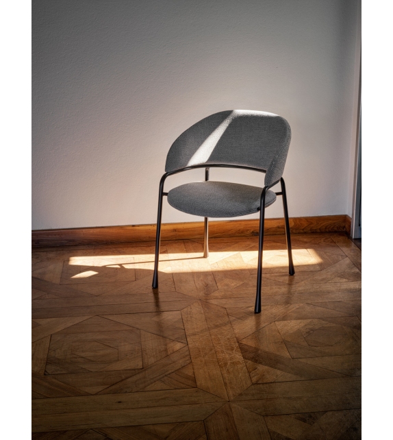 Fast Potocco Armstuhl