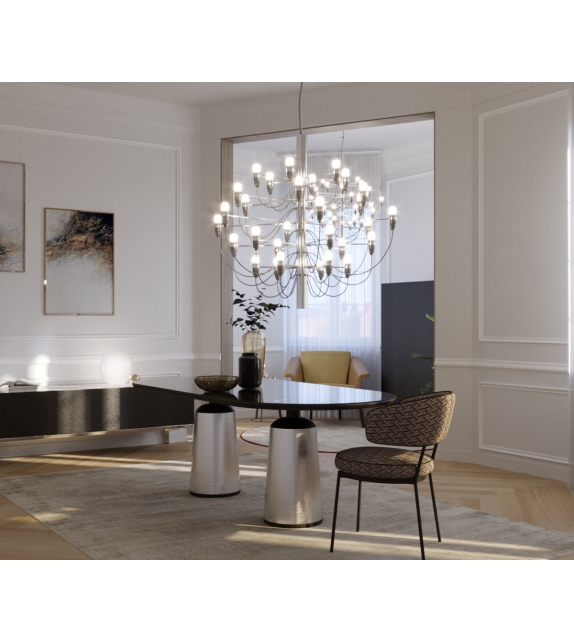 Marien Oval Casamania & Horm Tisch